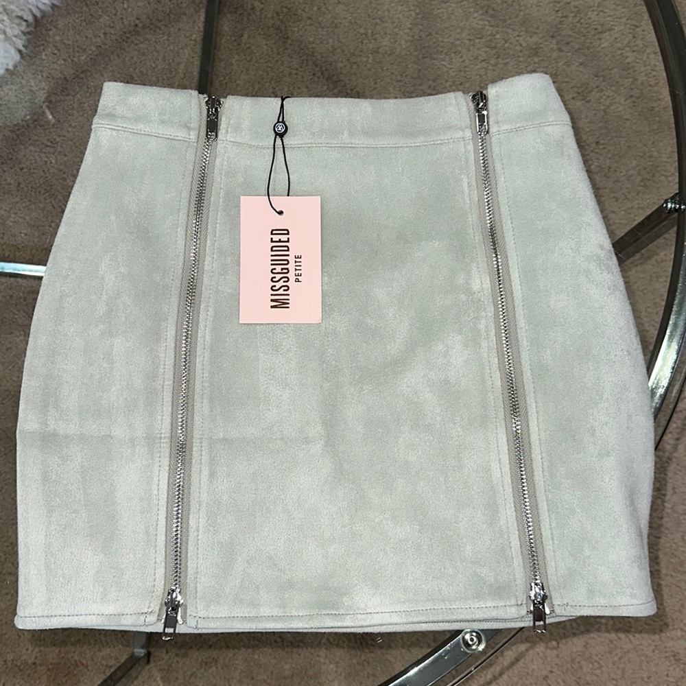 Missguided gray suede skirt